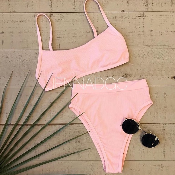 L*Space Gemma top and Frenchi bottom in desert NWT - Picture 11 of 12